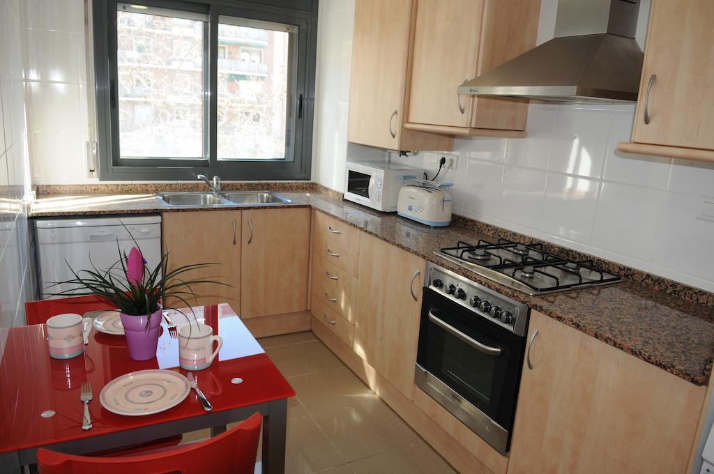 New & Sunny Apartment Barcelona Kültér fotó