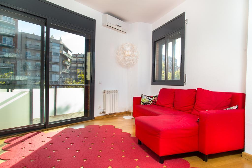 New & Sunny Apartment Barcelona Kültér fotó