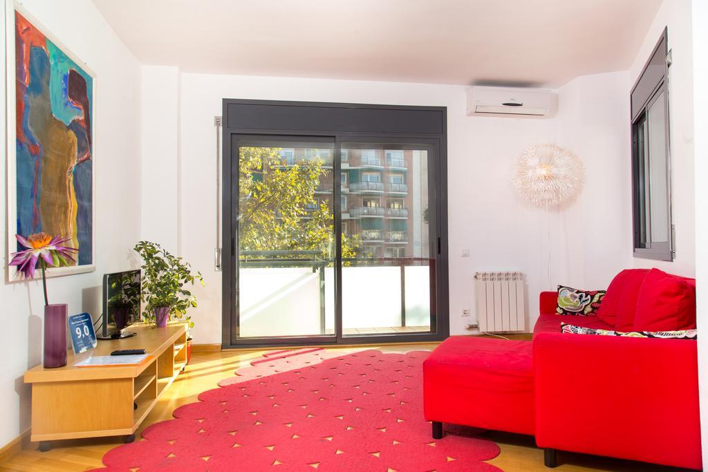 New & Sunny Apartment Barcelona Kültér fotó