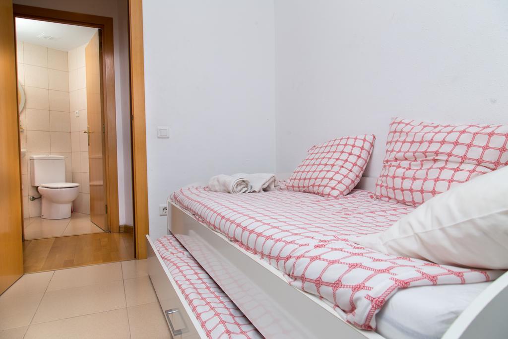 New & Sunny Apartment Barcelona Kültér fotó